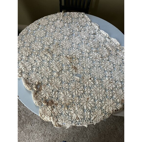 Coverlet Throw Hand‎ Crochet Antique 20s Handmade USA Vintage Granny Cottage 65" - Picture 3 of 3